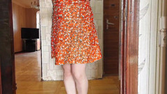 Kitty_Cross: Carina trans spompina un bacio alla telecamera