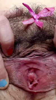 Môi âm hộ lớn ngọt ngào gape và yank