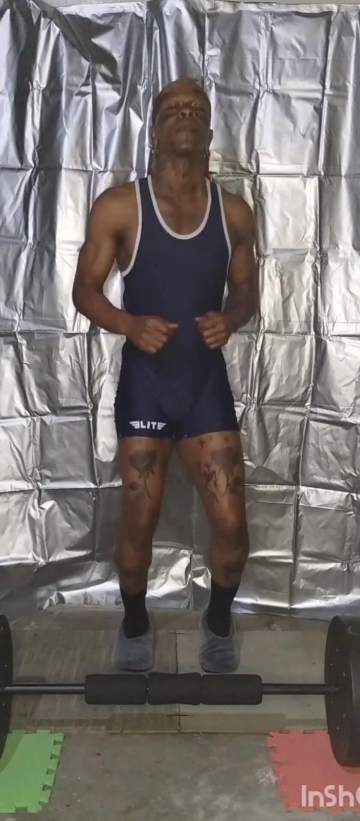 Batbunz: Wrestlingové singlet cvičení