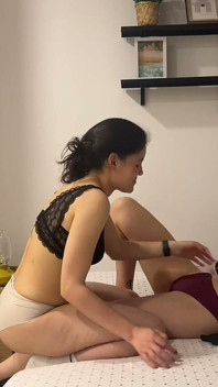 Yeni Bir Airbnb'de Sevişiyoruz