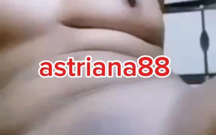 Astriana88: 我想要操的宝贝快回家