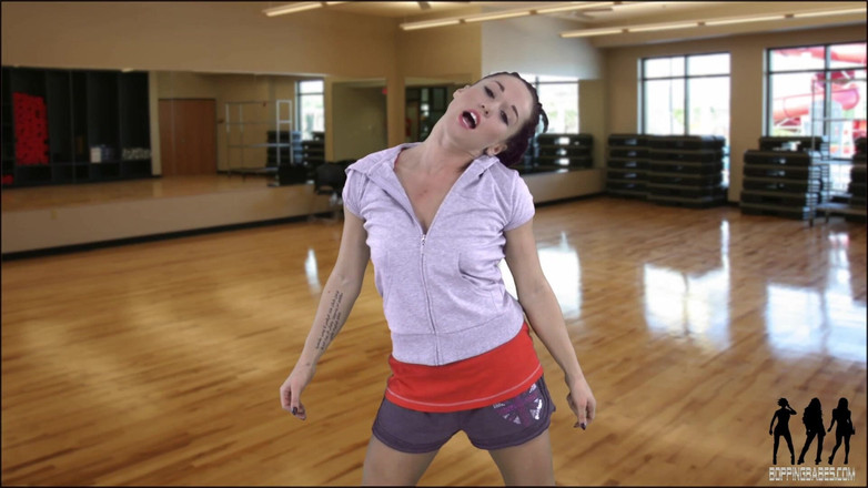 Bopping babes: Kiki Devine - Energická