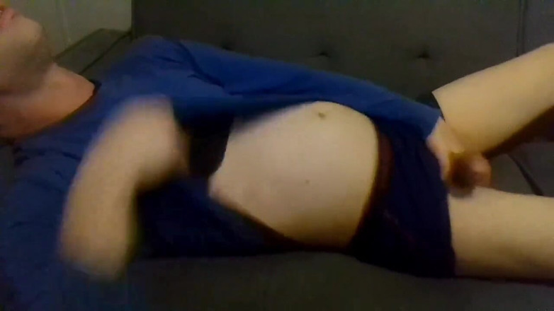 LilTaste: Masturbazione in boxer (senza audio)