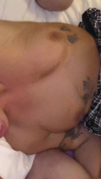 Seksowna Gina Jameson dostaje gangbanged 2