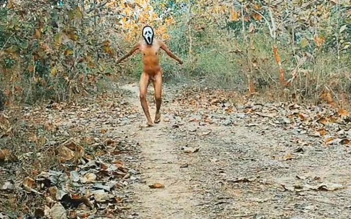 Tani: Sborrando uomini maschera nella foresta
