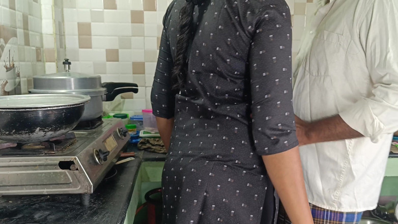 Palani69: Housewife Hot Fucking Romance in Kitchen