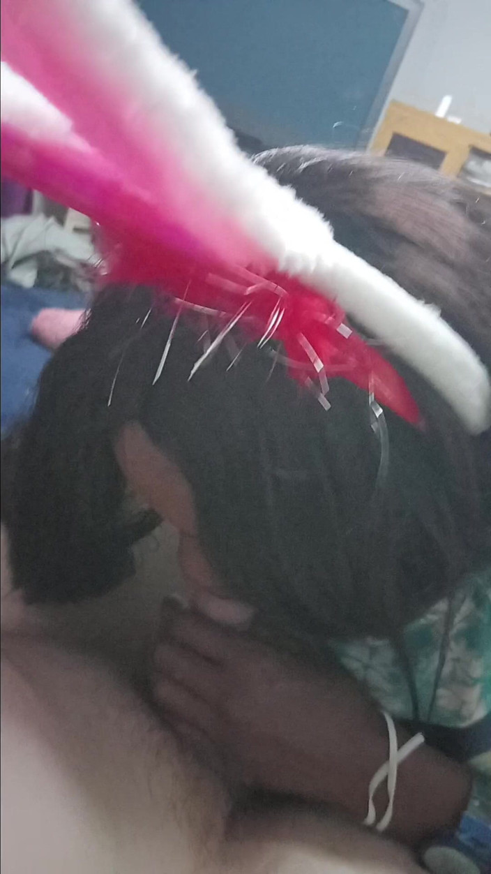 hothouse18xxx: Pulă Mică Și Neagră Suge Pula De Către O Prințesă Neagră