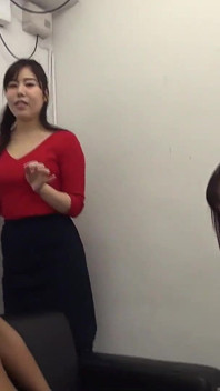 Two Bestie Amateur Girls: Sloppy French Kissing While Teasing Handjob 2 Special Edition -4