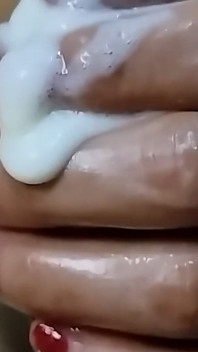 Bahu Nay Sasur Ka Cream Laga Kar Land Chusa