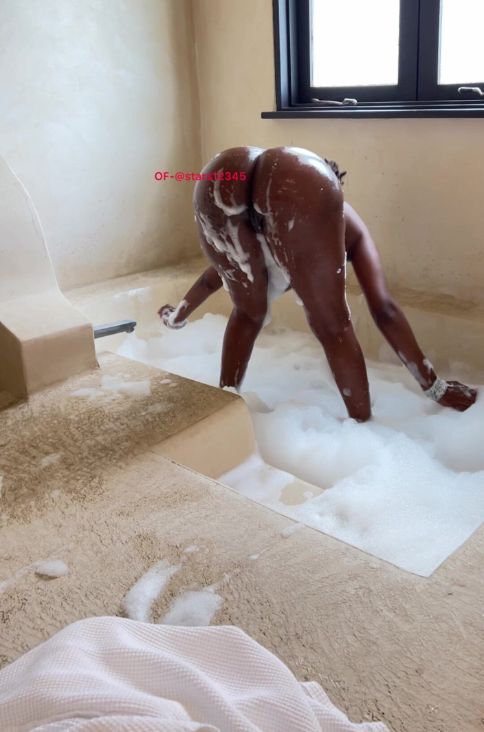 Its Nyota: baath tab men mere saath khelo