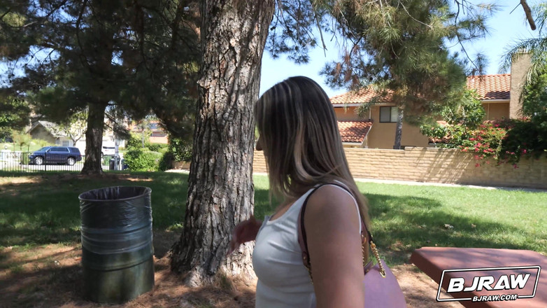 BJ Raw: Mila milkshake alıyor