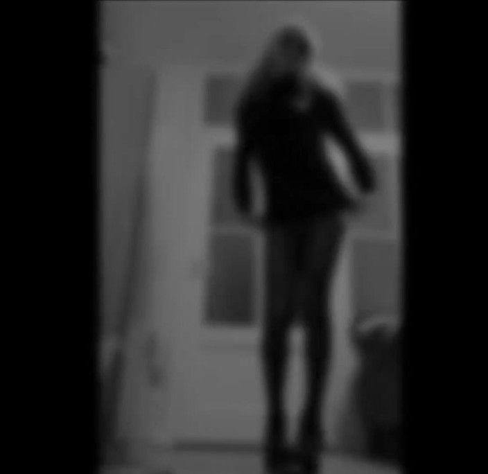 Sissy husband solo: Sissyhusband posiert und dildo-komplikation