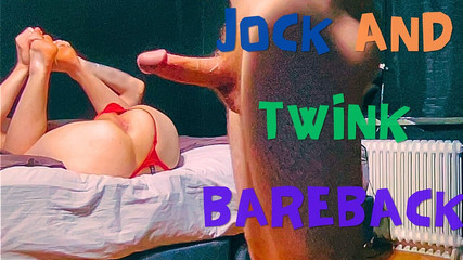 Rods and Cameras: 光滑的twwink被男朋友的大鸡巴填满他的屁股