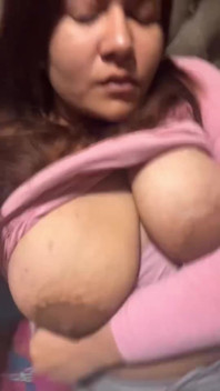 Desi Cute Girl Showing Her Tits