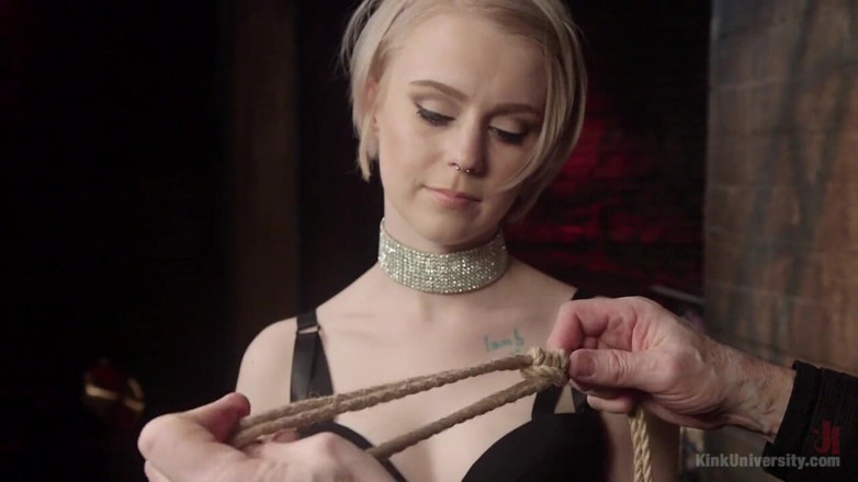 Kink University: Szybkie krawaty do ostrego seksu