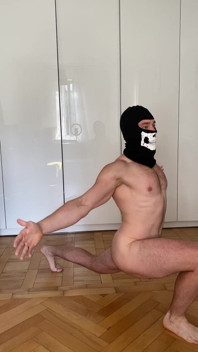 Entraînement du matin sans vêtements pour l’énergie et un peu d’attention