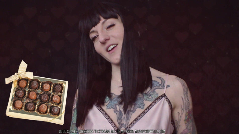 Miss Ivy Ophelia: Lovesick sissy doll triggers 2