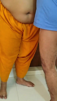 Üvey anne üvey oğluyla sert sikişmek istiyor!