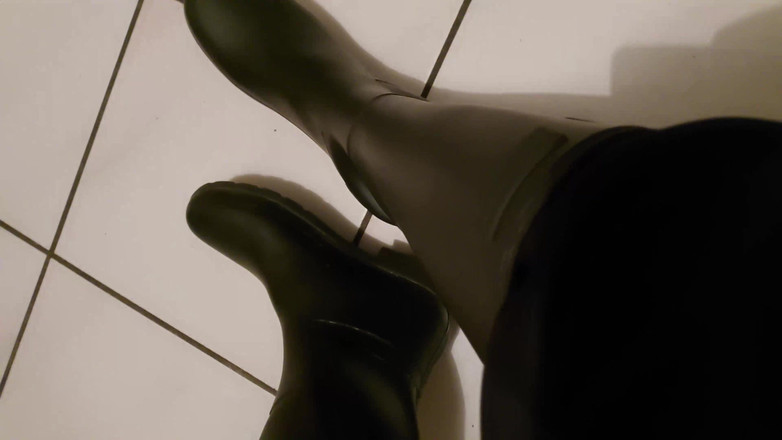 Dreamofevolution: Moje jezdecké boty na mě