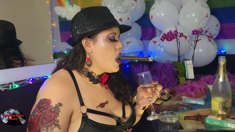 Lilli Cukierek Cox: A Good Cigar with You