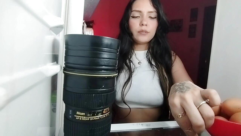 Chia 369: Žíznivá a chtěla mléko, šel jsem a našel jsem ji v...