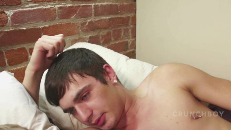 Fun raw sex with straight curious: Dia menidurinya tanpa pantat tanpa kondom