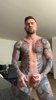 Şişman Penis Süt Alır