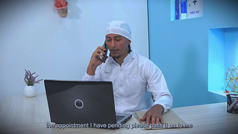 Danny White: Colombian MILF Goes to the Doctor for Her Tight Asshole...