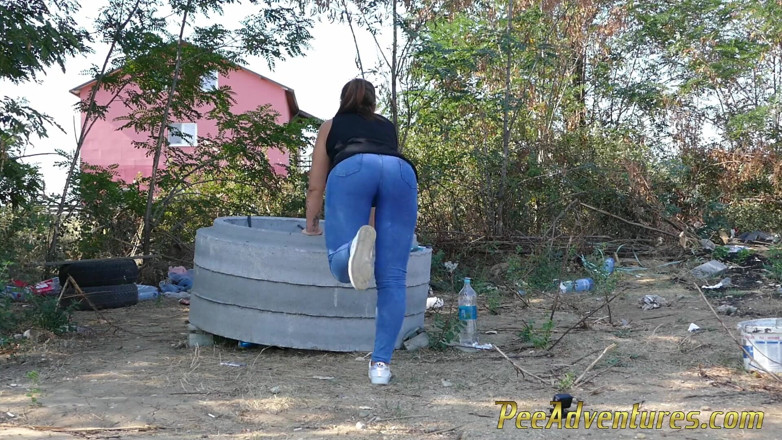 Pee Adventures: Morning fitness outdoors makes me empty my bladder fast