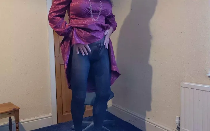 Sarahsatinslut: Cum in Tights