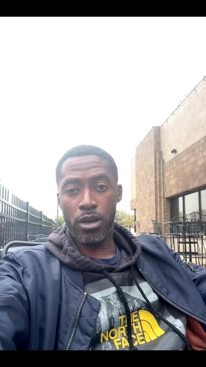 Red Dillinger: लाइव स्ट्रीम