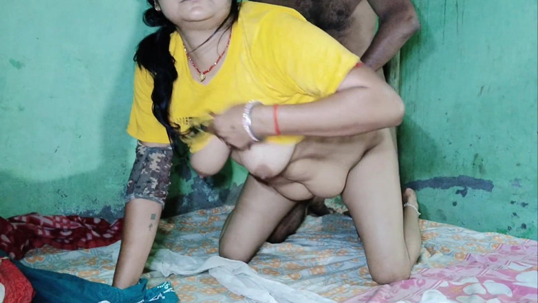 NituRandi94: Вызывает бойфренда домой ночью и жестко трахает его задницу полностью