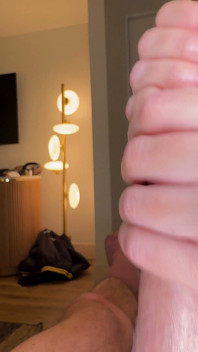 Onlyhands: เธอชักว่าว Danny D จนยิงจนสุดทาง