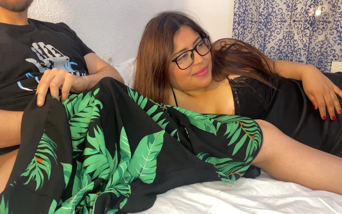 Mami Colombiana: Hijastro se masturba delante de su madrastra y necesitaba una...