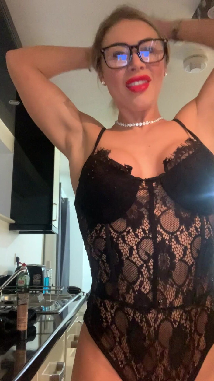 CALLIE ROKS: Mały penis upokorzenie sph