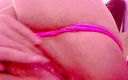 ToyNymph: 보지와 분홍색 딜도의 손가락