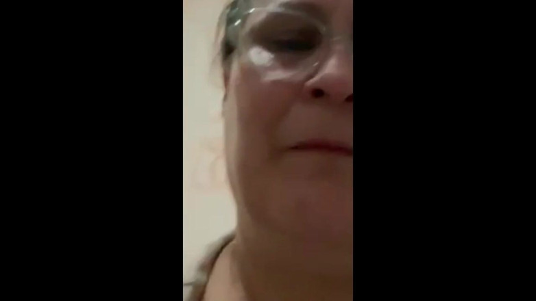Zina Gabon: La matrigna mostra il suo gran culo per me nella...