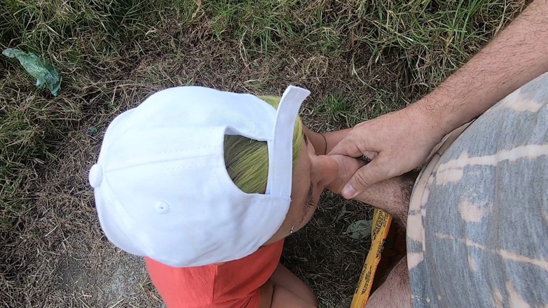 bekycarril: Outdoor blowjob in the garden