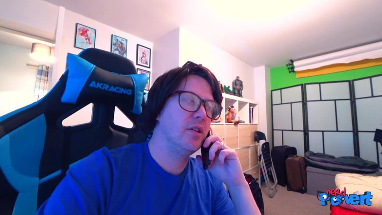 Nerd Pervert: Muñeca de Abril, doble navidad blanca