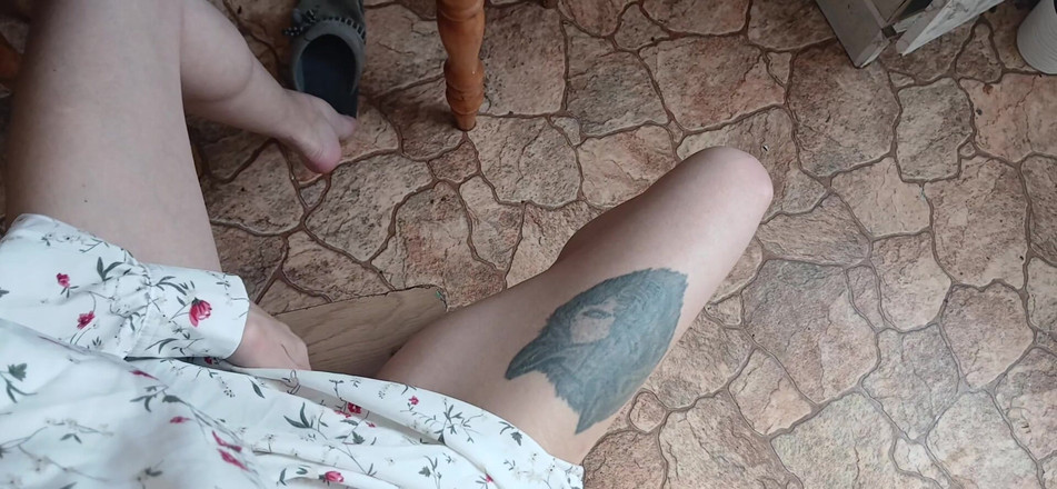 Lesbian-illusion: Saya Melancap Kolej Apabila Ibu Bapa Saya Bekerja Untuk Melancap