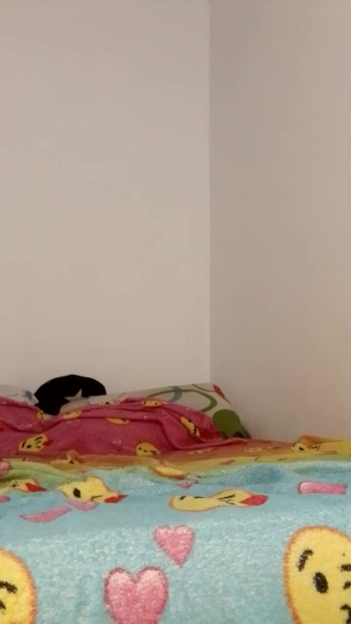 Valkyrieandluigy: Arată atât de drăguță încât o fut