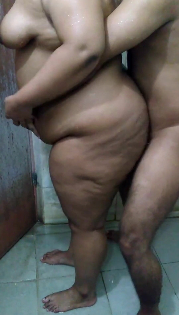 Aria Mia: Moti Gand Vali Satuli Ma Ko Apni Beta Ne Chudai...