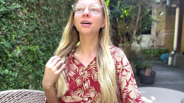 Goddess_Bella_Rae: 亚洲人和拉丁裔！