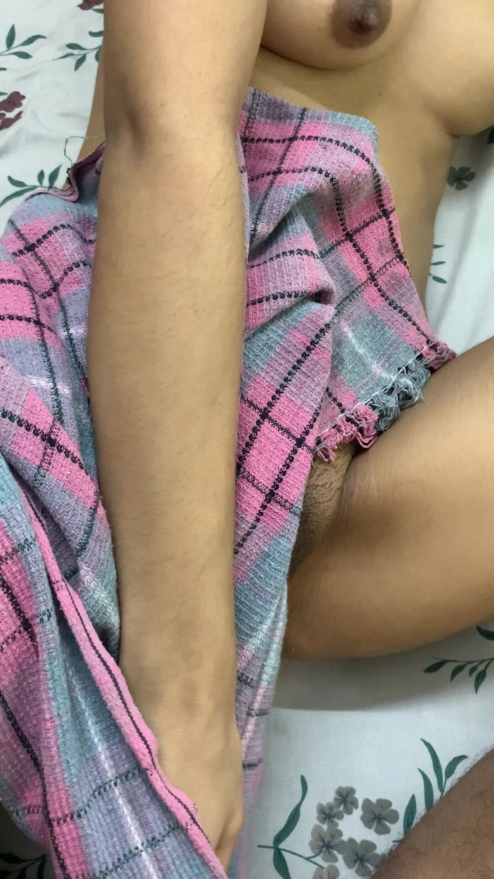 Riya mickey: Creampie mijn perfecte tienervriendin met grote kont