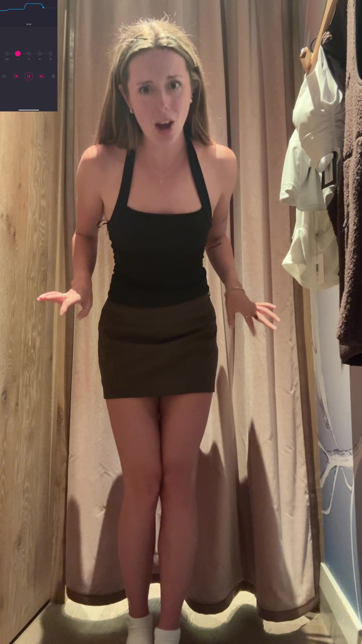 Nadia Foxx: Aritzia Clothing Try-on Orgasm