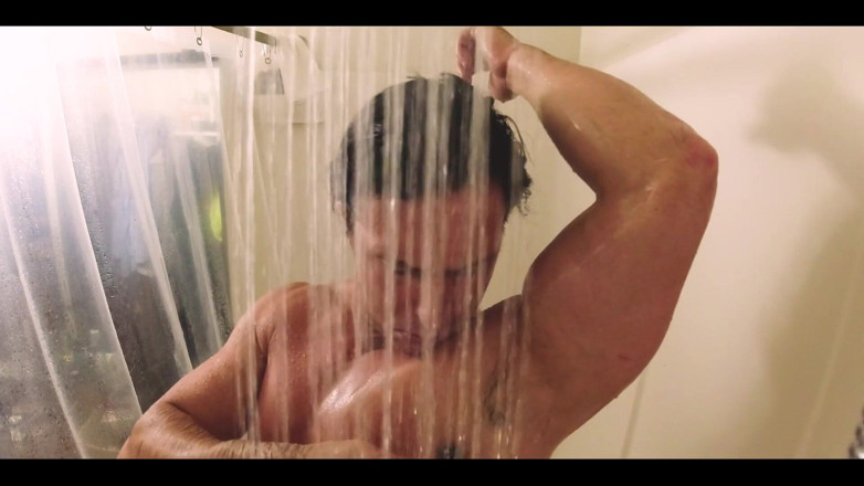 Reese Rideout: Watch Me Wash My Armpits