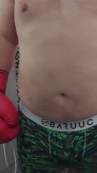 Moje nové boxerské rukavice jsou tak sexy