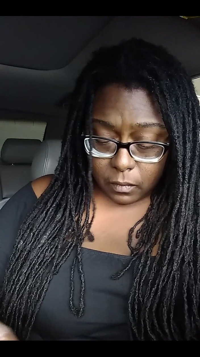 His Queen Suga: Rozbalení v autě