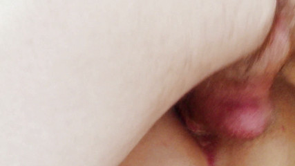 Macho Guys: "Les jeunes colocs savent se détendre au milieu du « temps des...