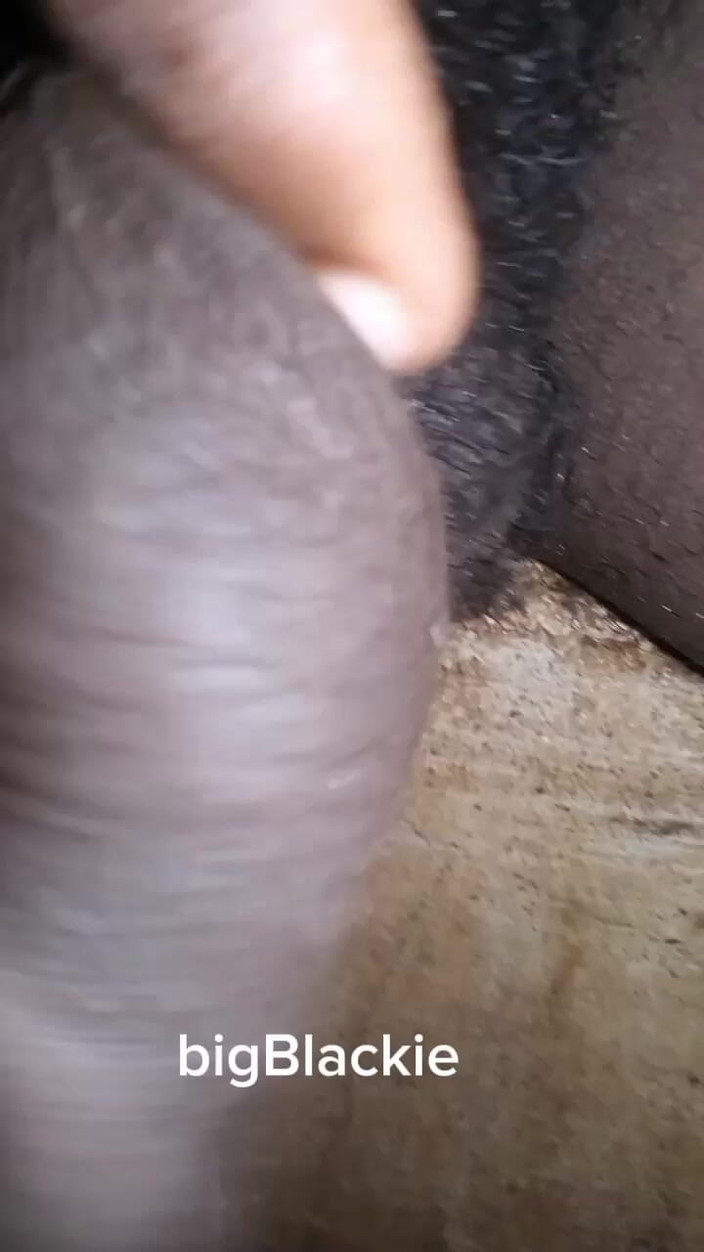 bigBlackie699: Băiat de 19 ani cu o pulă mare și neagră